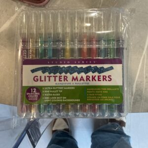 Studio series glitter markers