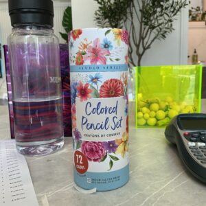 Colored pencil set 72 pack